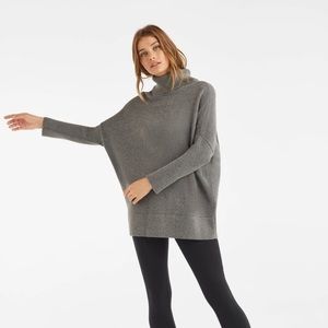 Vetta Oversized Sweater